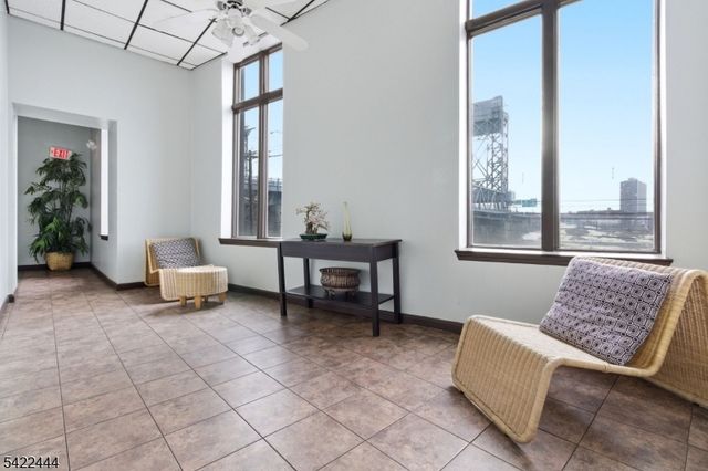 308 Passaic Ave 215, Harrison Town, NJ 07029