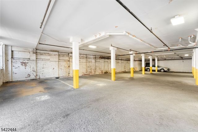 308 Passaic Ave 215, Harrison Town, NJ 07029