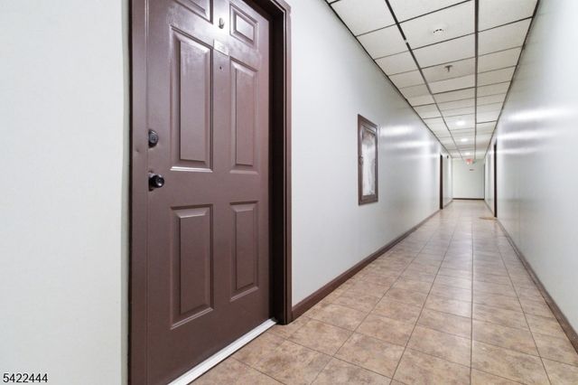 308 Passaic Ave 215, Harrison Town, NJ 07029