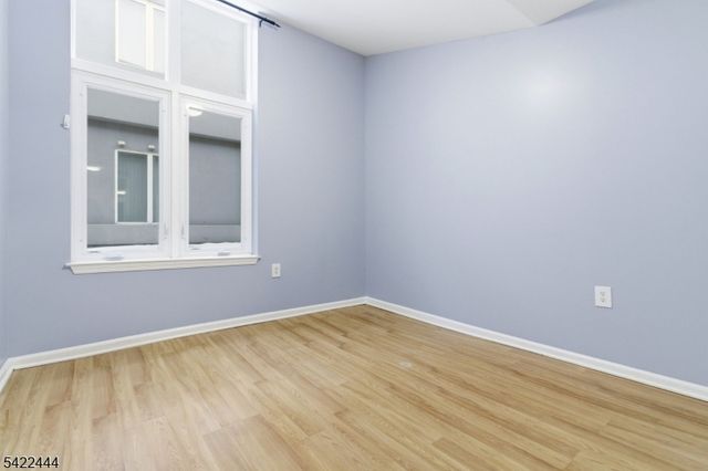 308 Passaic Ave 215, Harrison Town, NJ 07029