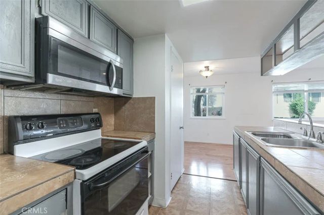 602 Avenida Del Platino, Newbury Park, CA 91320