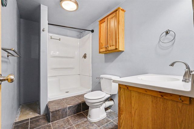 177 Glen Eagle Drive, Rockford, MI 49341
