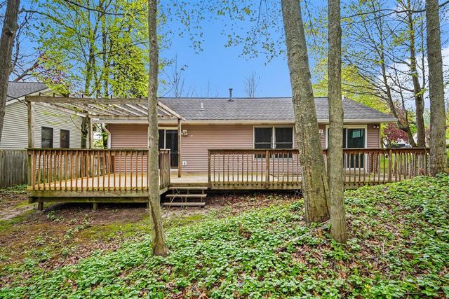 177 Glen Eagle Drive, Rockford, MI 49341
