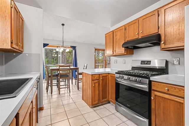 177 Glen Eagle Drive, Rockford, MI 49341