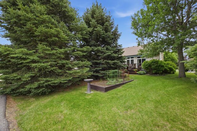 424 44th Avenue S, Moorhead, MN 56560