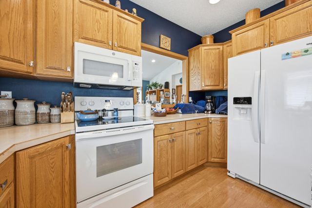 424 44th Avenue S, Moorhead, MN 56560