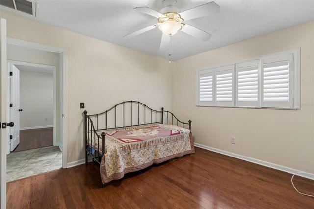 3319 CHEVIOT DRIVE, Tampa, FL 33618