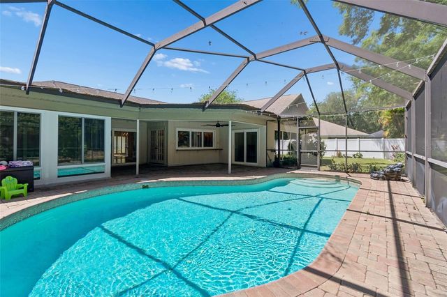 3319 CHEVIOT DRIVE, Tampa, FL 33618