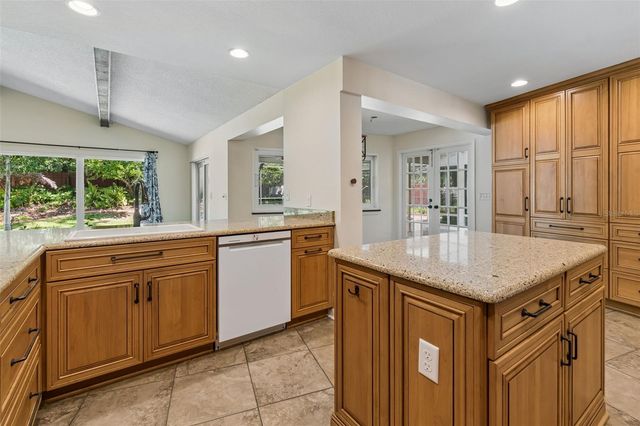 3319 CHEVIOT DRIVE, Tampa, FL 33618