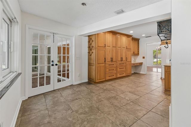 3319 CHEVIOT DRIVE, Tampa, FL 33618