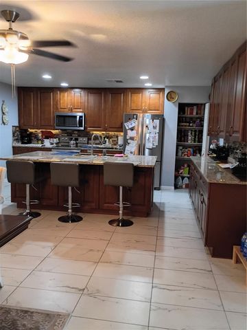 5220 BUTTERFLY SHELL DRIVE, Apollo Beach, FL 33572