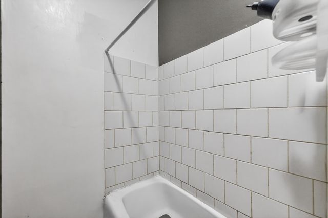 3250 W Douglas Boulevard, Chicago, IL 60623