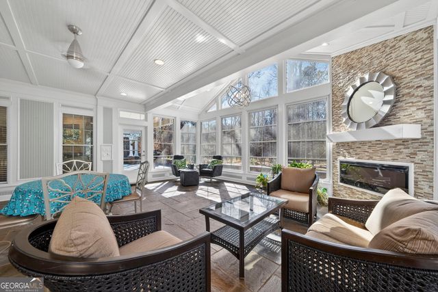 1090 Water Front Road, Greensboro, GA 30642