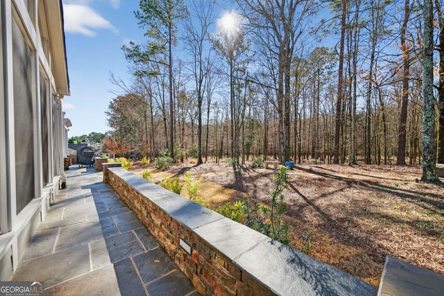 1090 Water Front Road, Greensboro, GA 30642