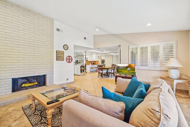 181 Camino Arroyo S, Palm Desert, CA 92260