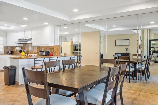 181 Camino Arroyo S, Palm Desert, CA 92260