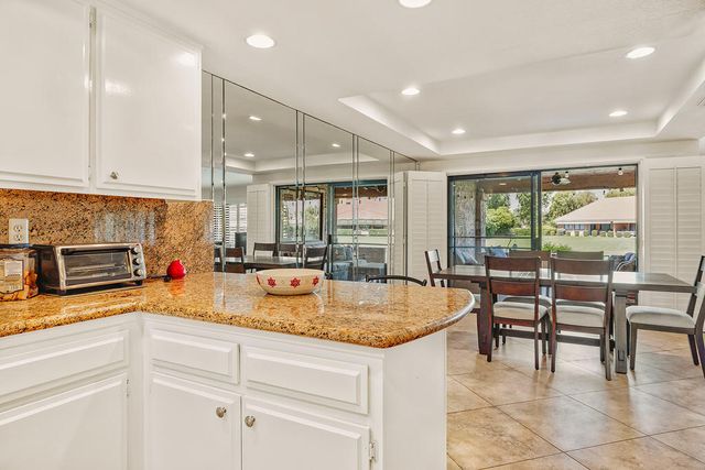 181 Camino Arroyo S, Palm Desert, CA 92260