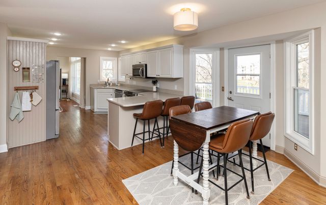 2514 135th Street, Urbandale, IA 50323