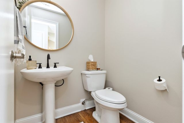 2514 135th Street, Urbandale, IA 50323