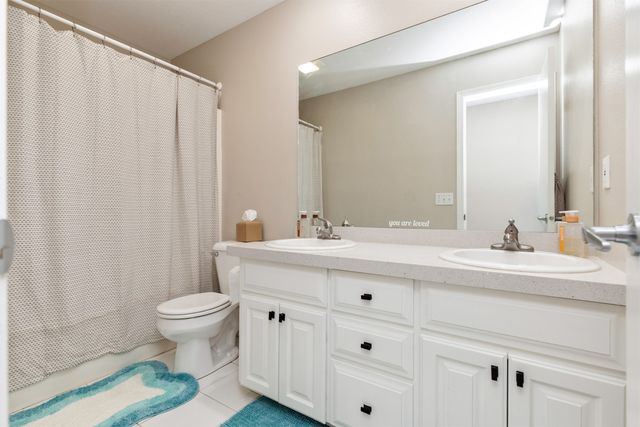 2514 135th Street, Urbandale, IA 50323