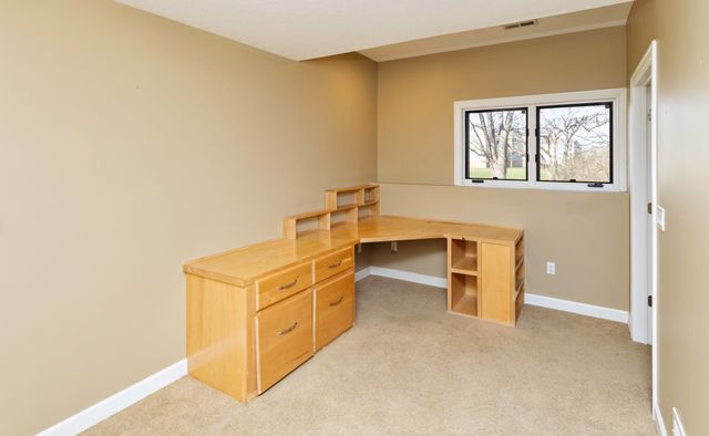 2514 135th Street, Urbandale, IA 50323