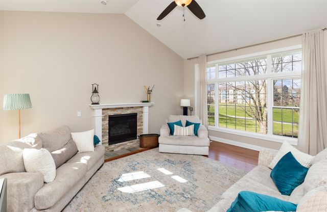 2514 135th Street, Urbandale, IA 50323