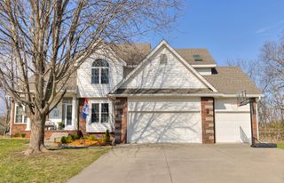 2514 135th Street, Urbandale, IA 50323
