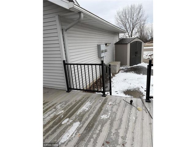 407 Dakota Street, Woodville, WI 54028