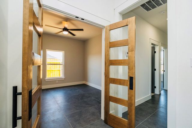 5717 Melrose Avenue, San Angelo, TX 76901