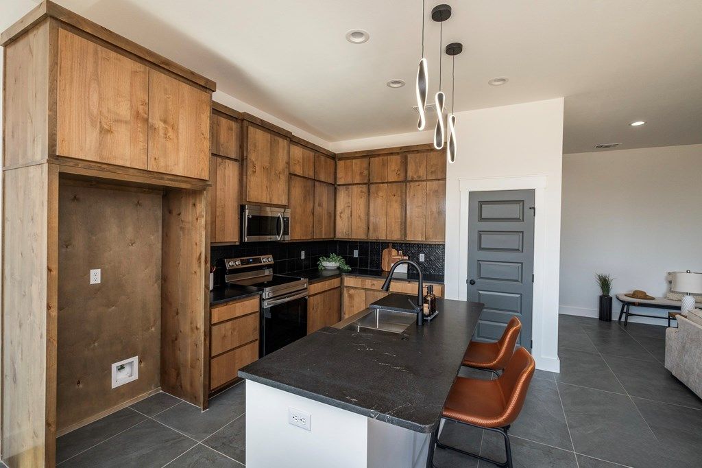 Image 6 of property listing at 5717 Melrose Ave, San Angelo, TX 76901