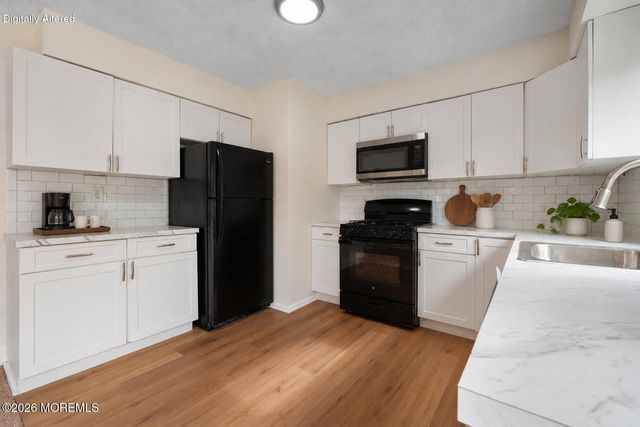 1093 Eaglehurst Road, Toms River, NJ 08753