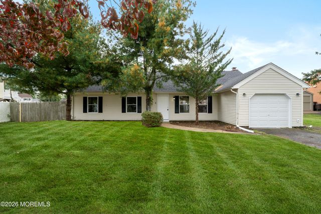 1093 Eaglehurst Road, Toms River, NJ 08753