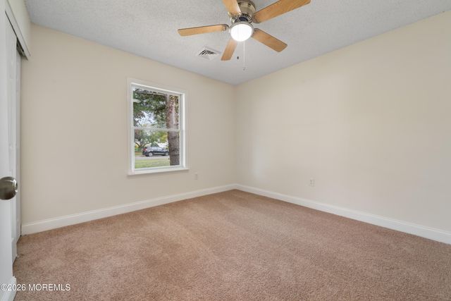 1093 Eaglehurst Road, Toms River, NJ 08753