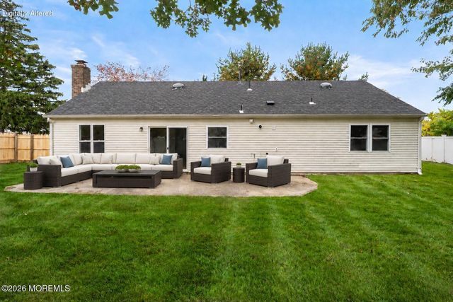1093 Eaglehurst Road, Toms River, NJ 08753