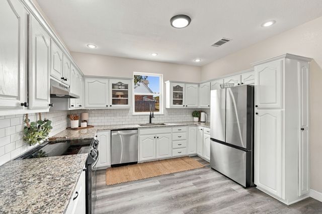 3231 Fm 66, Waxahachie, TX 75167