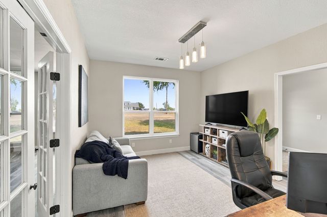 3231 Fm 66, Waxahachie, TX 75167