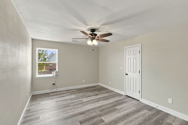 3231 Fm 66, Waxahachie, TX 75167