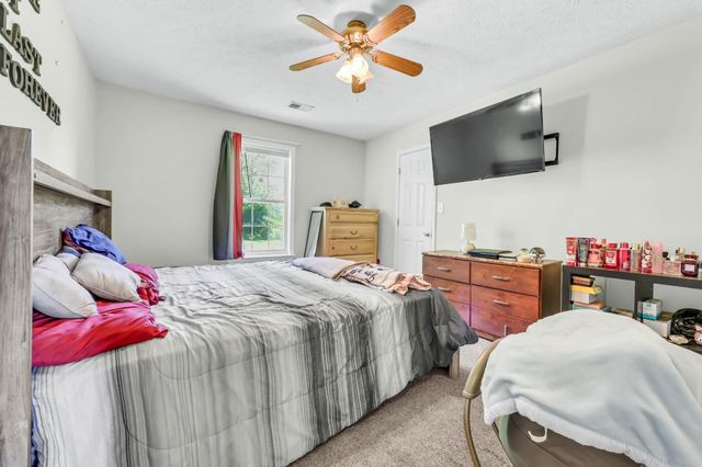 1645 Hannibal Drive, Oak Grove, KY 42262