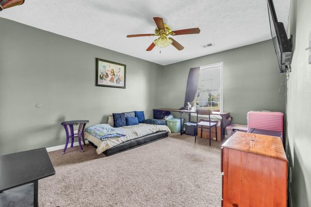 1645 Hannibal Drive, Oak Grove, KY 42262