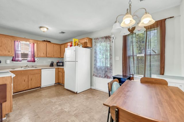 1645 Hannibal Drive, Oak Grove, KY 42262