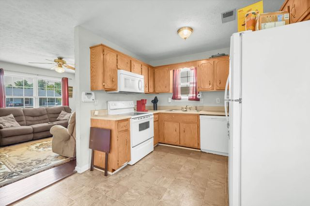 1645 Hannibal Drive, Oak Grove, KY 42262