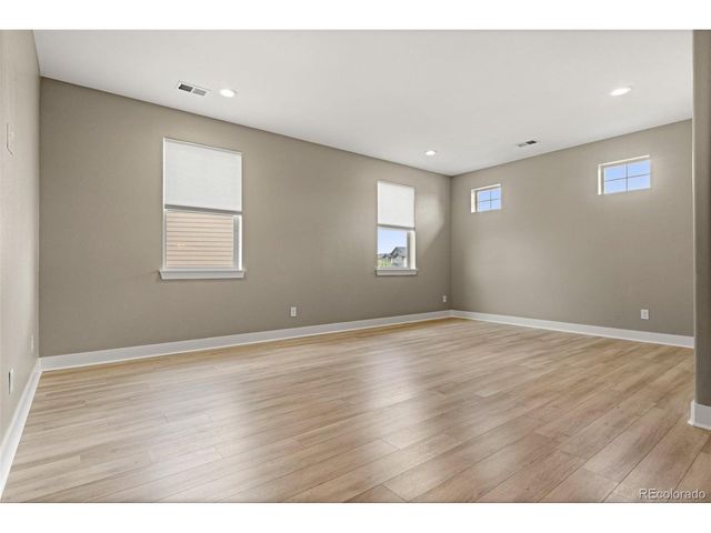 6129 E 143rd Ave, Thornton, CO 80602