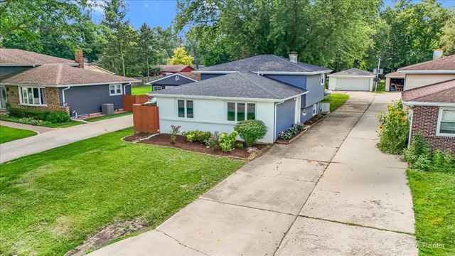 1N542 Goodrich Avenue, Glen Ellyn, IL 60137