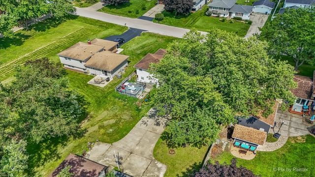 1N542 Goodrich Avenue, Glen Ellyn, IL 60137