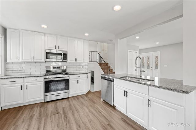 1N542 Goodrich Avenue, Glen Ellyn, IL 60137