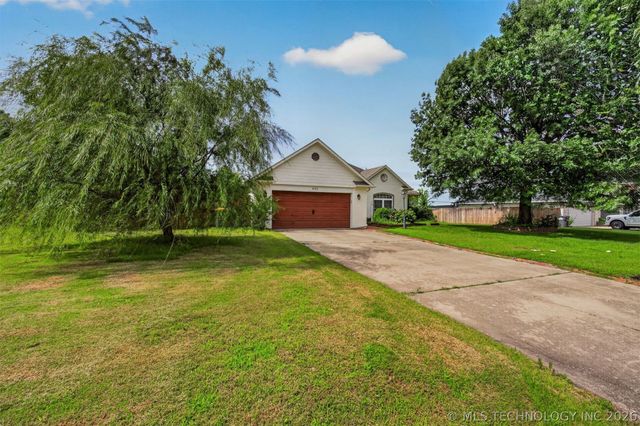 2150 E 140th Place S, Bixby, OK 74008