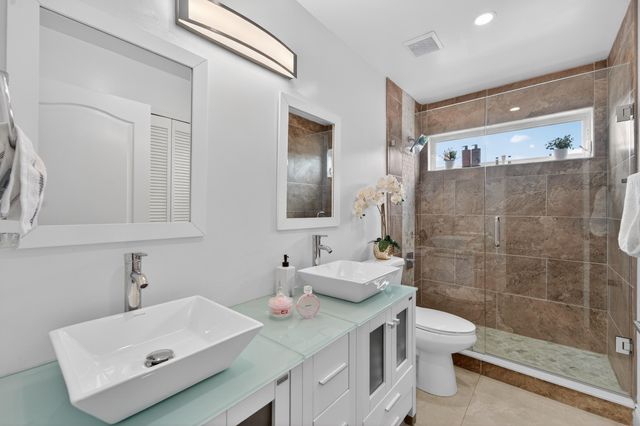 200 Trails End, West Palm Beach, FL 33413