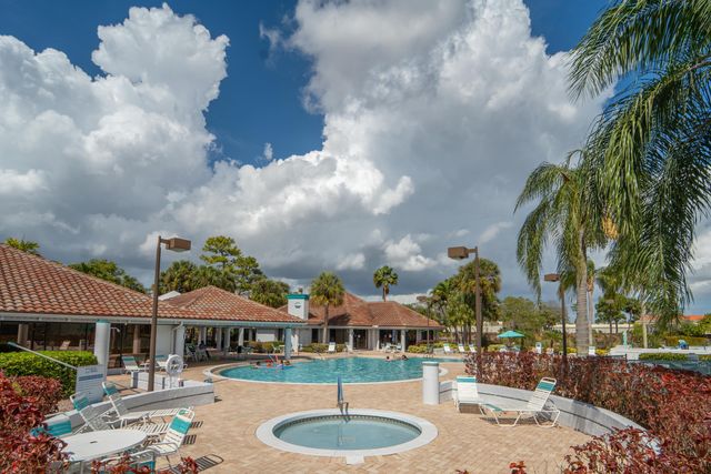 200 Trails End, West Palm Beach, FL 33413