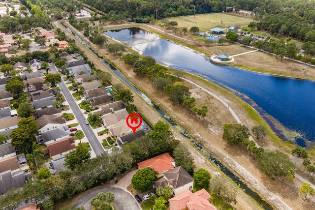 200 Trails End, West Palm Beach, FL 33413