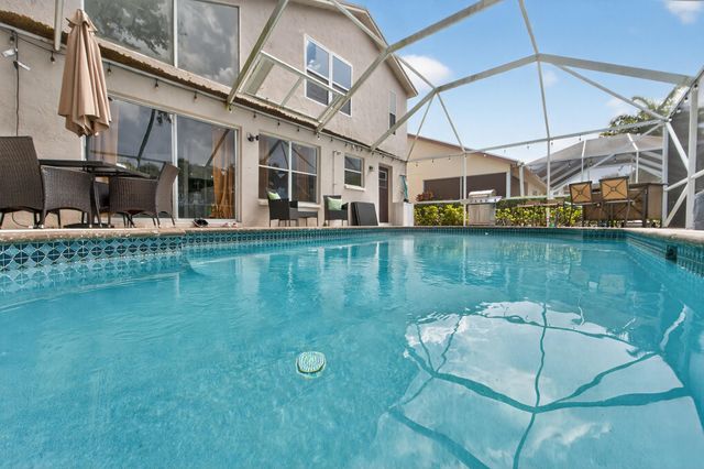 200 Trails End, West Palm Beach, FL 33413
